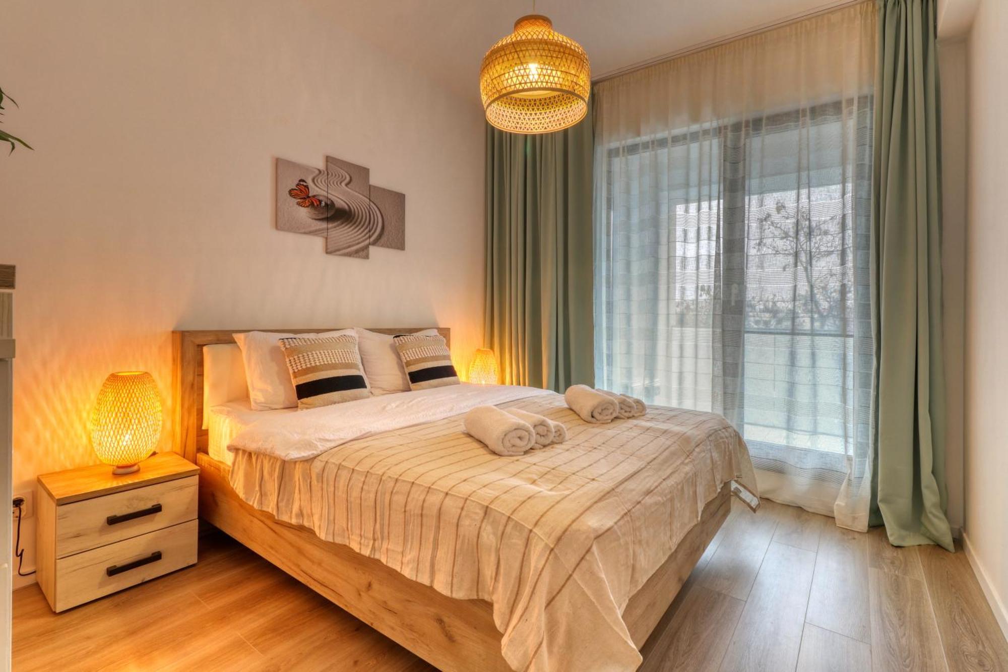 Relaxation Station - My Charming, Cosy&Inviting Apt - Smart Thermostat - Private Parking - Ior Park - Long Term Price Cuts Bucharest Exterior photo